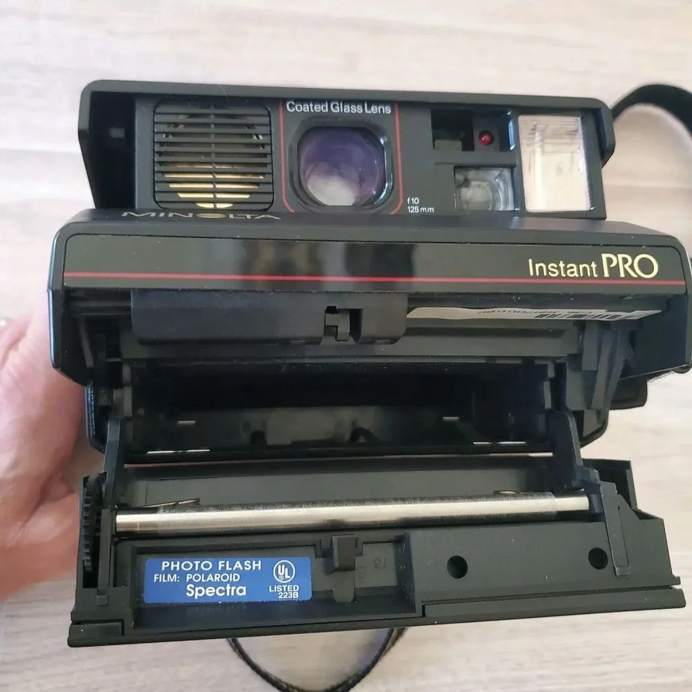 Vintage Minolta Instant Pro Polaroid Spectra Film Camera -not Tested Needs Film
